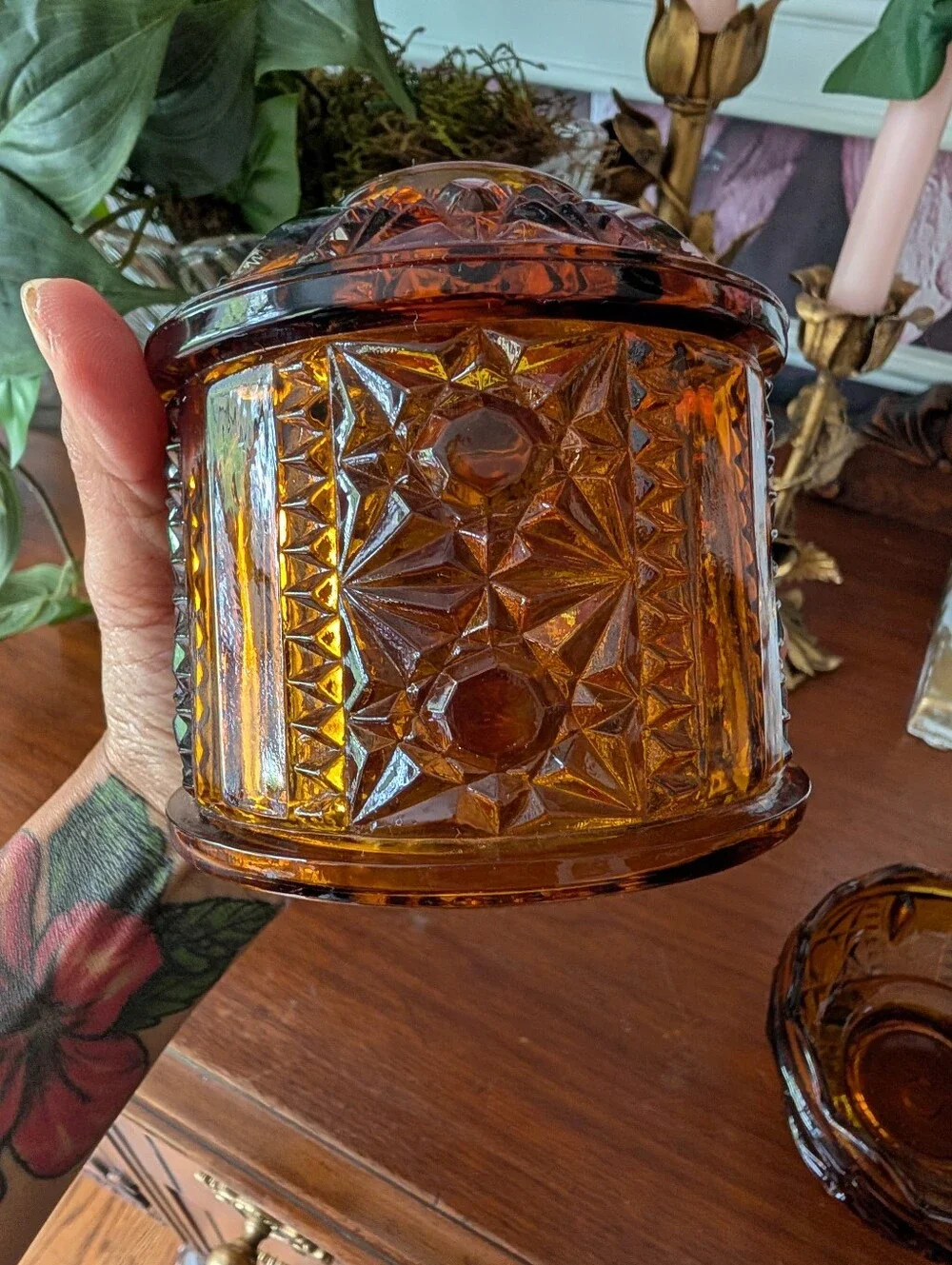 Vintage Indiana Glass Dark Amber Fairy Lamp, Stars and Bars, READ
